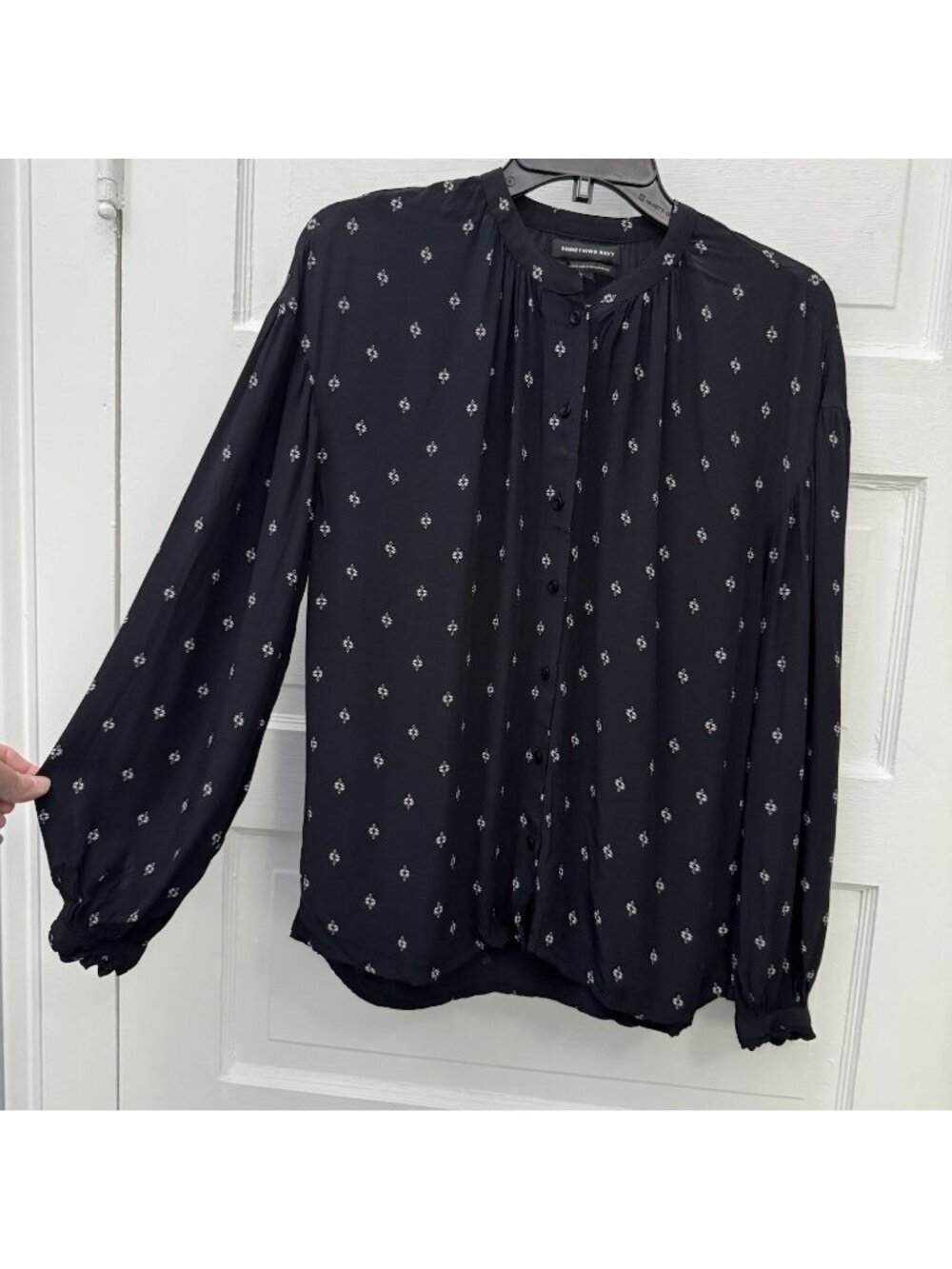 Something Navy Blouse Womens XS Black Floral Button Front Balloon Sleeve - Picture 1 of 6